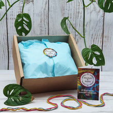 Load image into Gallery viewer, Sustainable Floral Gift Box | Soy Wax Candle | Natural Soap Bar | Seed Balls | Plastic Free Gift