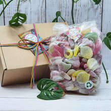 Load image into Gallery viewer, Sustainable Vegan Sweet 1kg Pick and Mix Gift Box | Plastic-free | Eco
