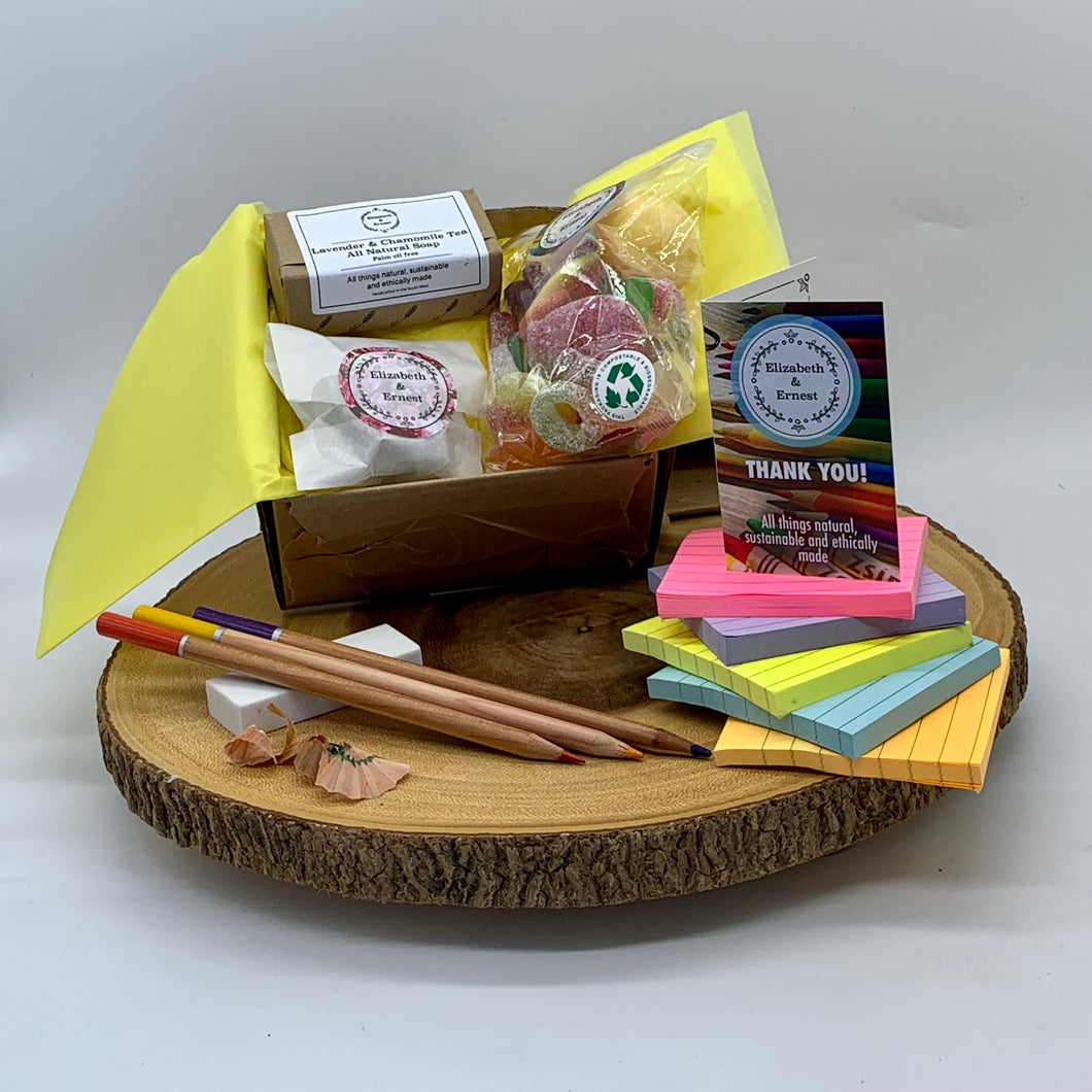 Teachers Small 'Thank You' Gift Box | Sustainable | Plastic-Free | Eco-Friendly | Tealight | Sweets | Personalised Gift Tag | School Leavers