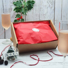 Load image into Gallery viewer, Ultimate Sustainable Floral Christmas Gift Box | 2 x Soy Wax Candle | 2 x Natural Soap Bar | 2 x Wild Seed Balls
